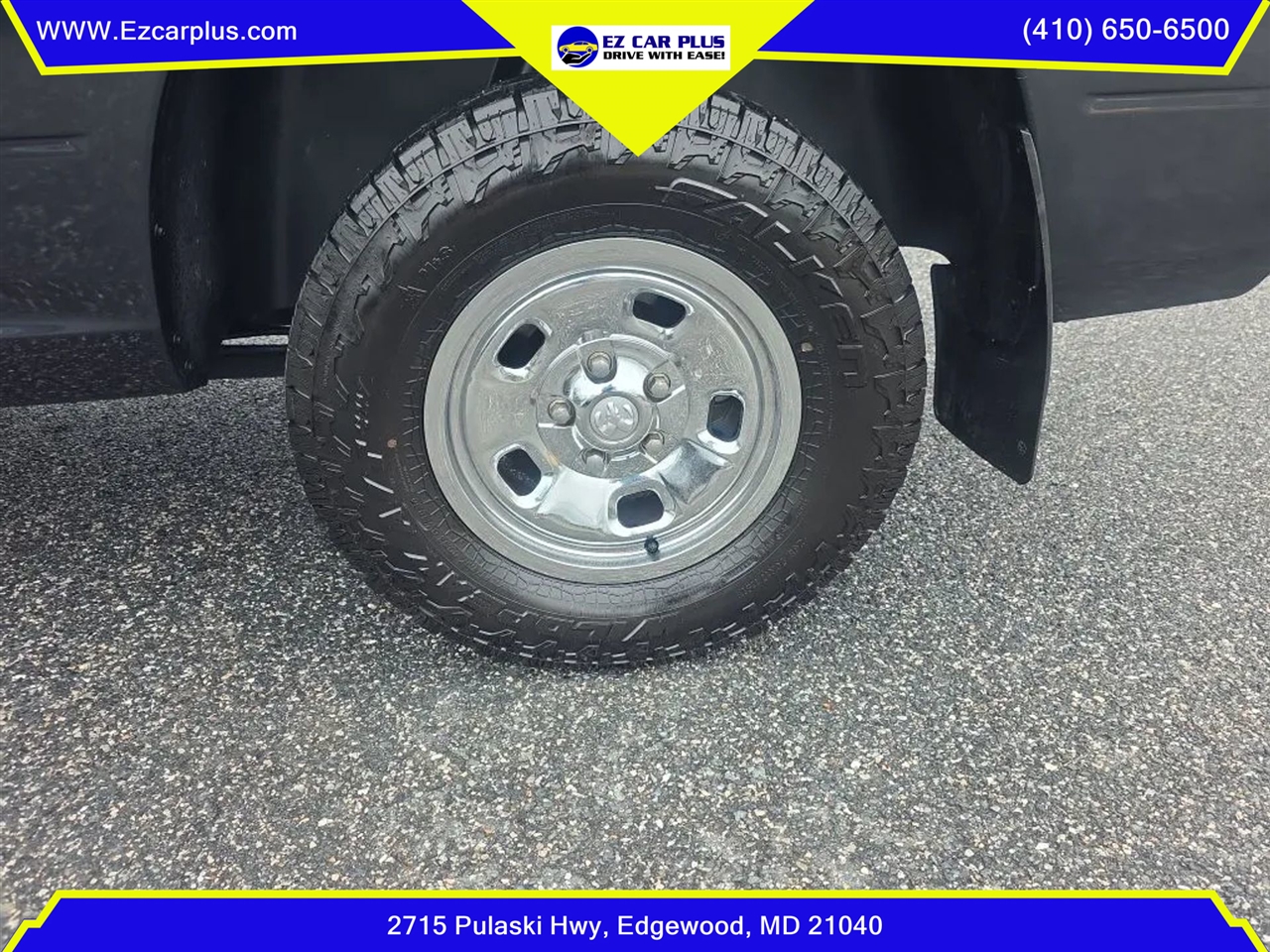 RAM 1500 Tradesman 4x4 Regular Cab 8' Box 2017