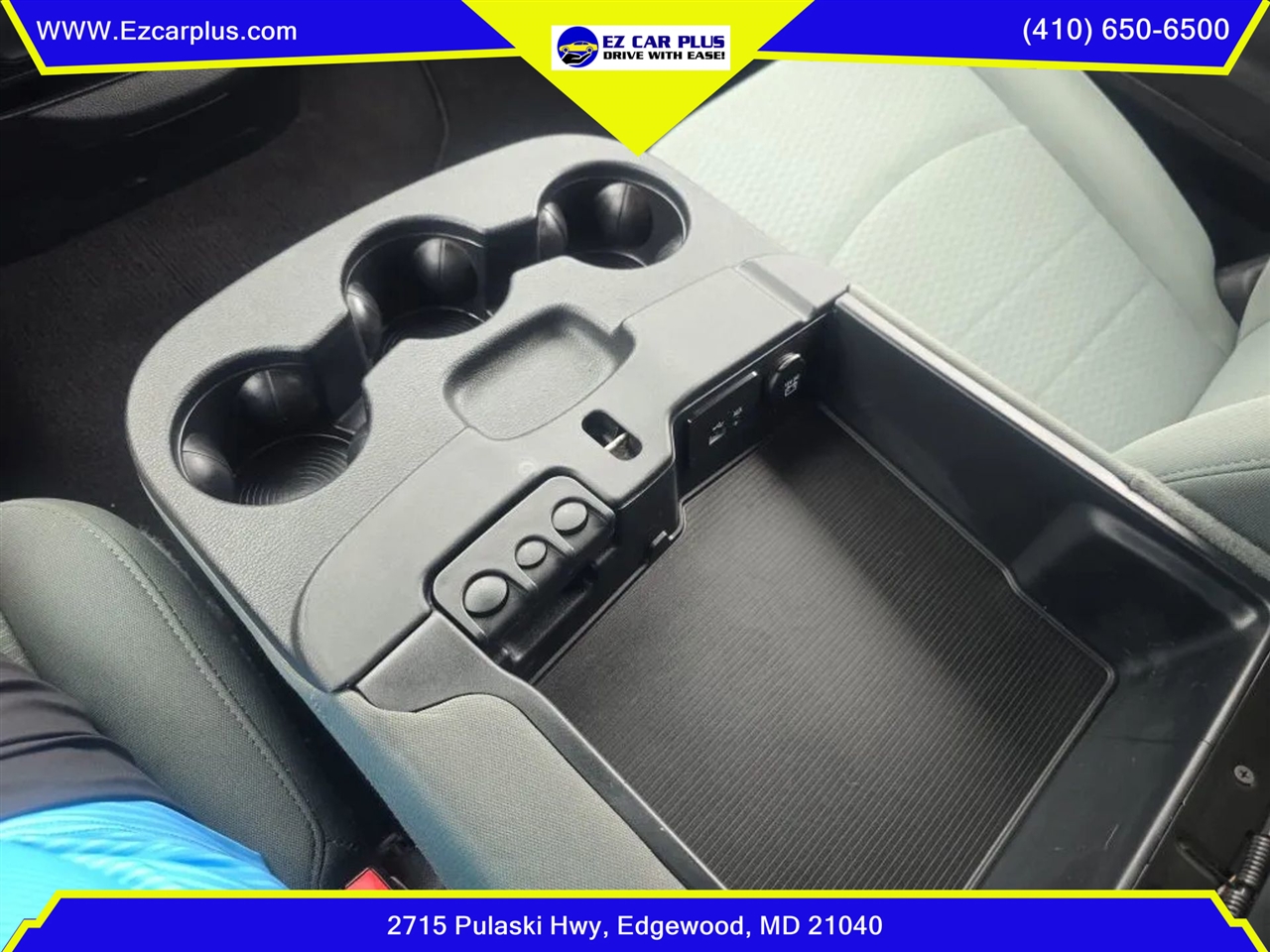 RAM 1500 Tradesman 4x4 Regular Cab 8' Box 2017