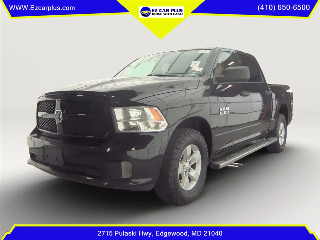 RAM 1500 Express 4x4 Crew Cab 5'7" Box 2017