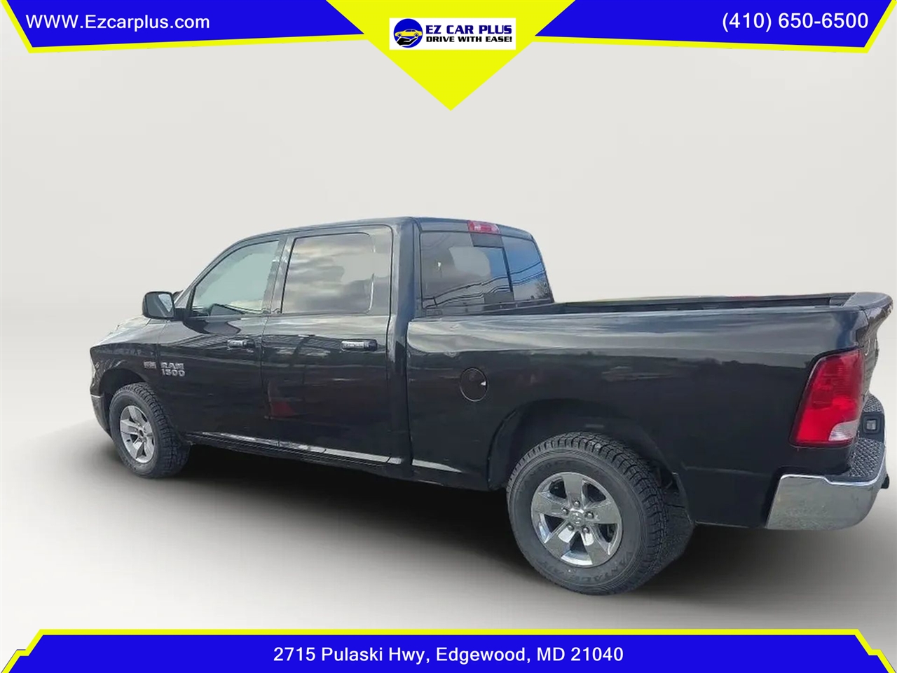 RAM 1500 SLT 4x4 Crew Cab 6'4" Box 2017