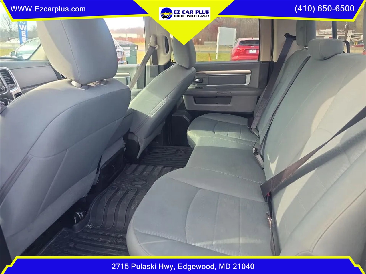 RAM 1500 SLT 4x4 Crew Cab 6'4" Box 2017