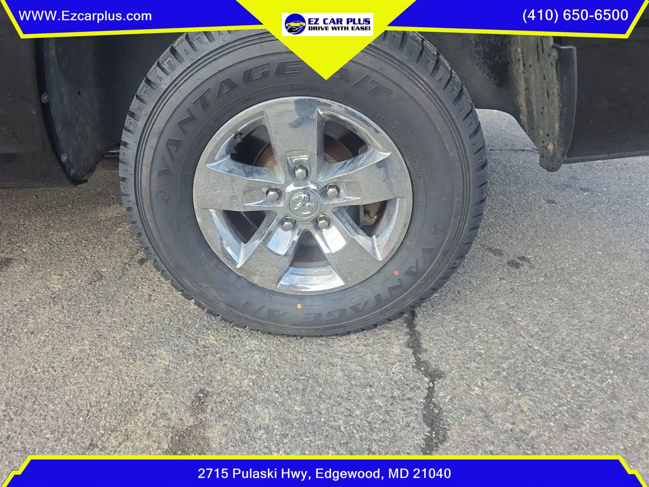 RAM 1500 SLT 4x4 Crew Cab 6'4" Box 2017