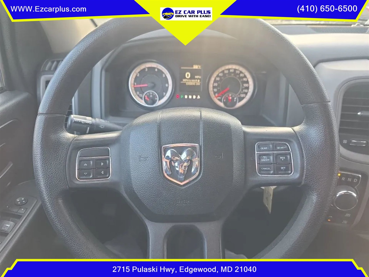 RAM 1500 Express 4x4 Quad Cab 6'4" Box 2017