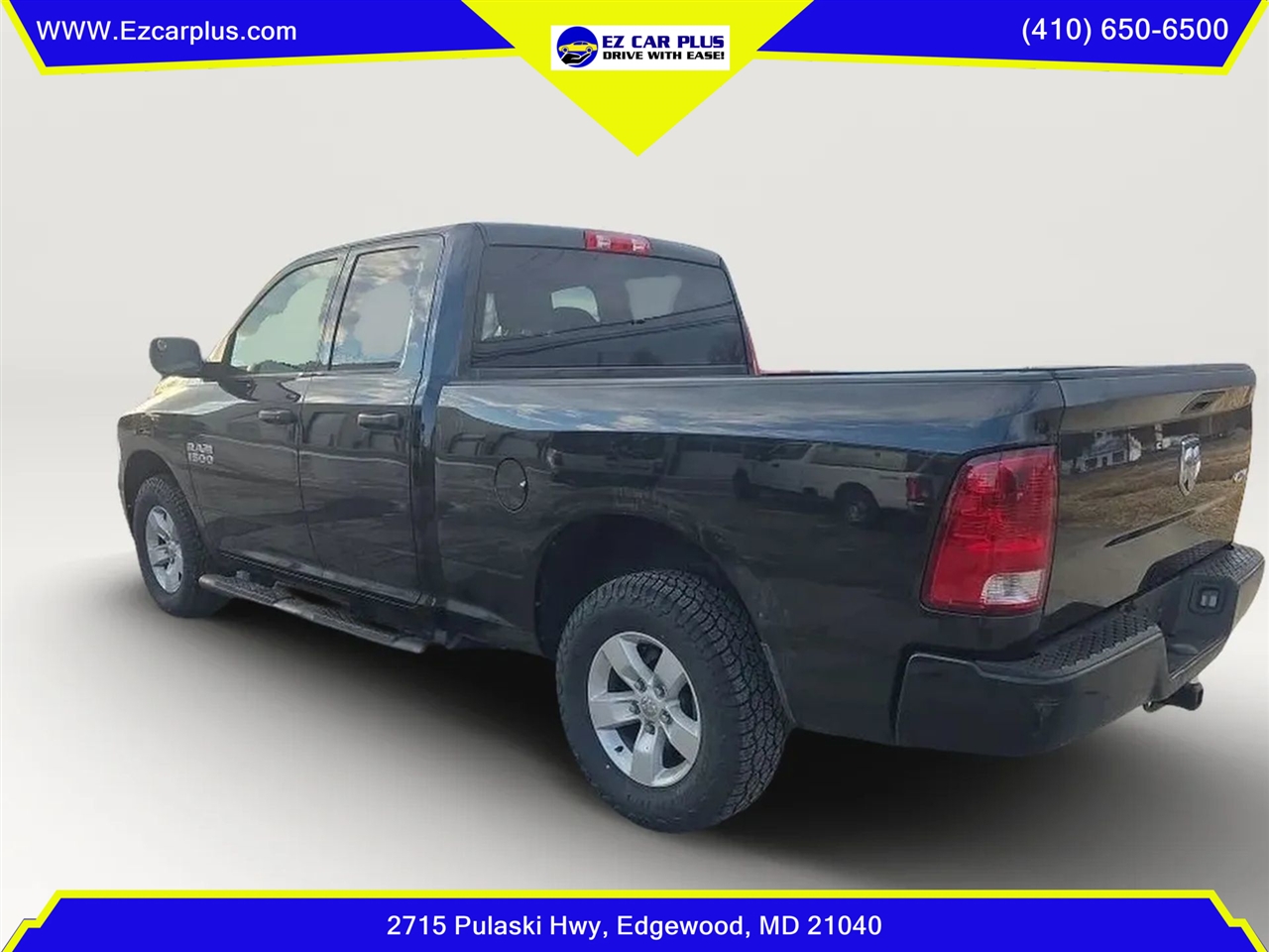 RAM 1500 Express 4x4 Quad Cab 6'4" Box 2017