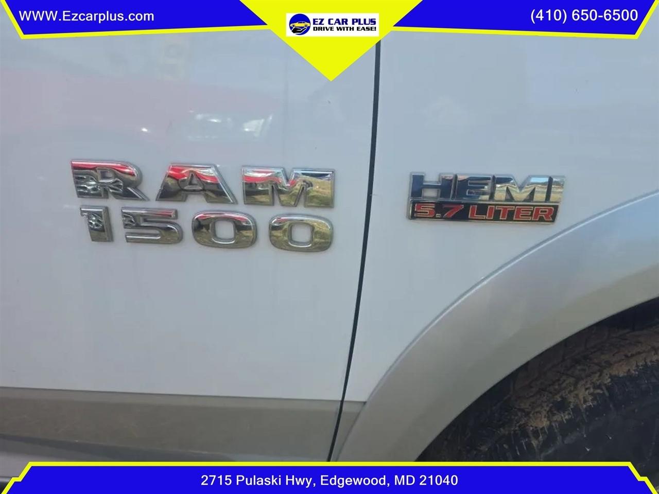 RAM 1500 4WD Crew Cab 149" Laramie 2015