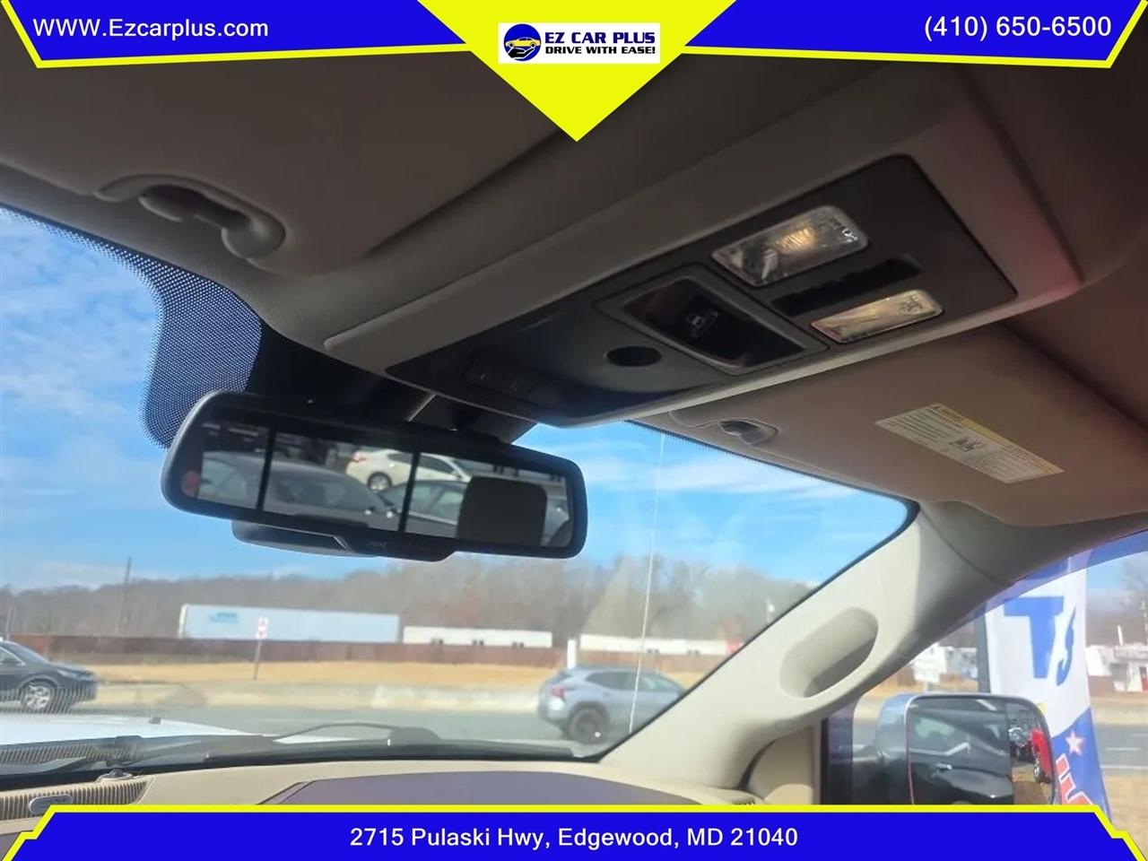 RAM 1500 4WD Crew Cab 149" Laramie 2015