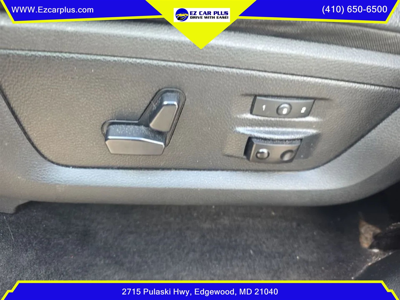 RAM 1500 Laramie 4x4 Crew Cab 5'7" Box 2017