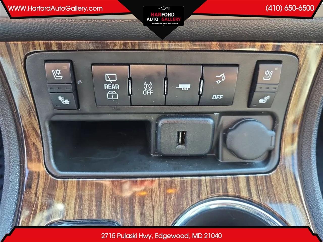GMC Acadia AWD 4dr Denali 2016