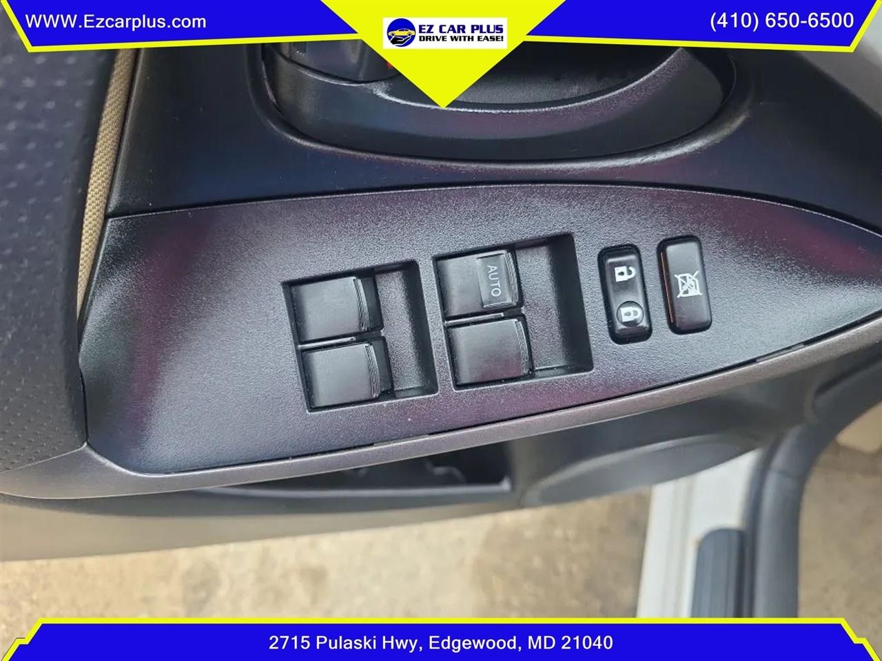 Toyota RAV4 FWD 4dr 4-cyl 4-Spd AT (Natl) 2010