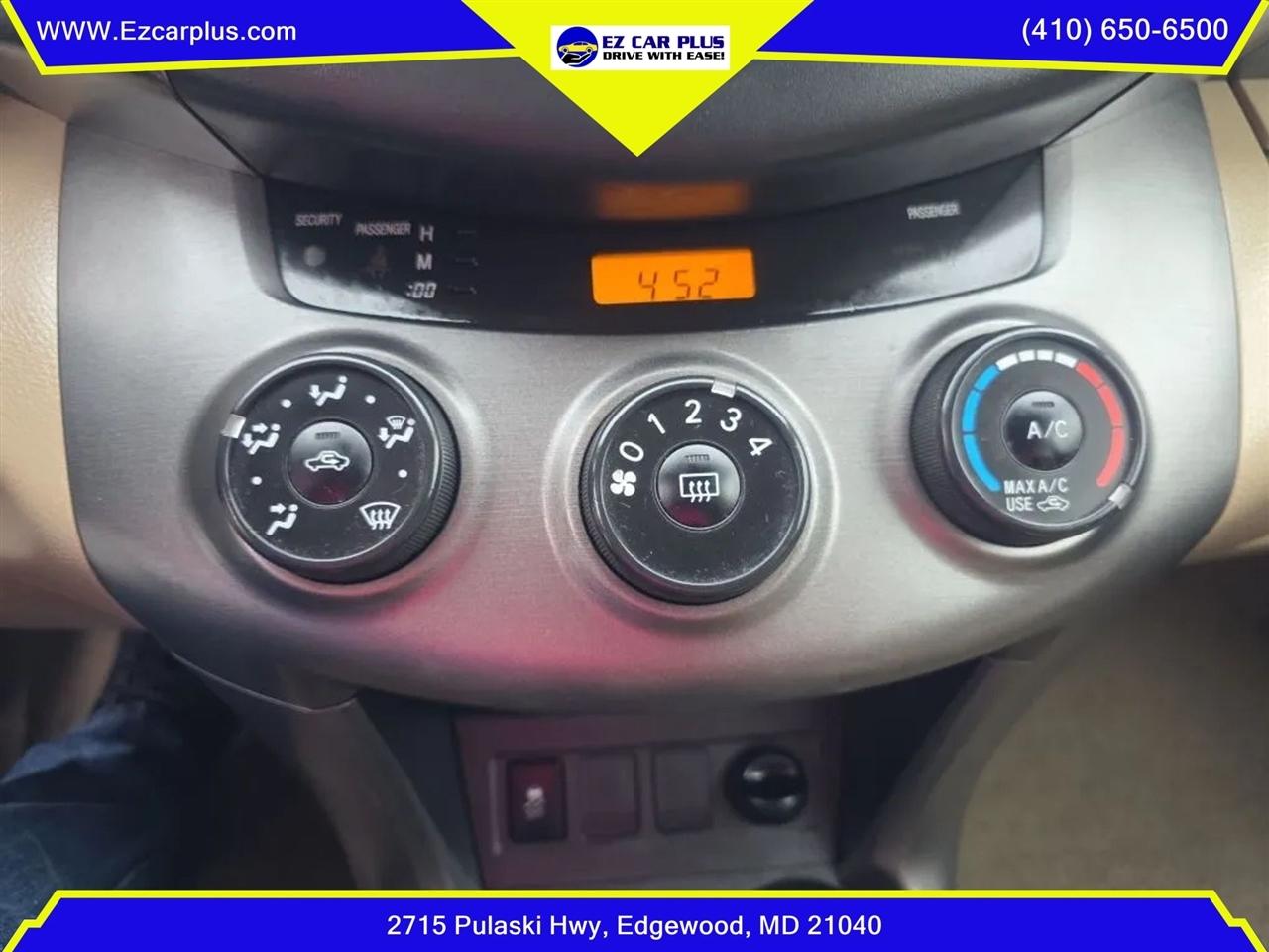 Toyota RAV4 FWD 4dr 4-cyl 4-Spd AT (Natl) 2010