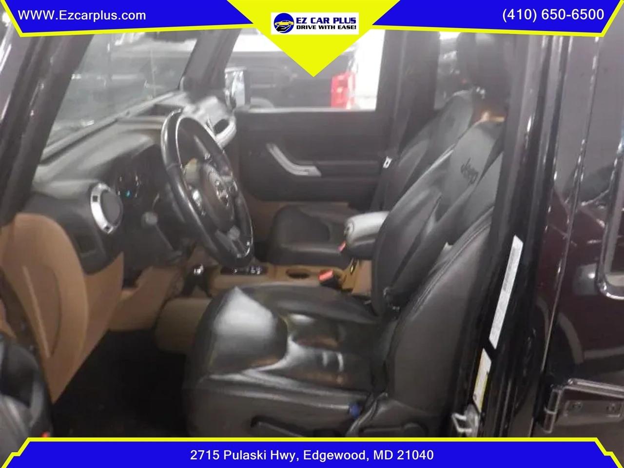 Jeep Wrangler Unlimited 4WD 4dr Sahara 2014