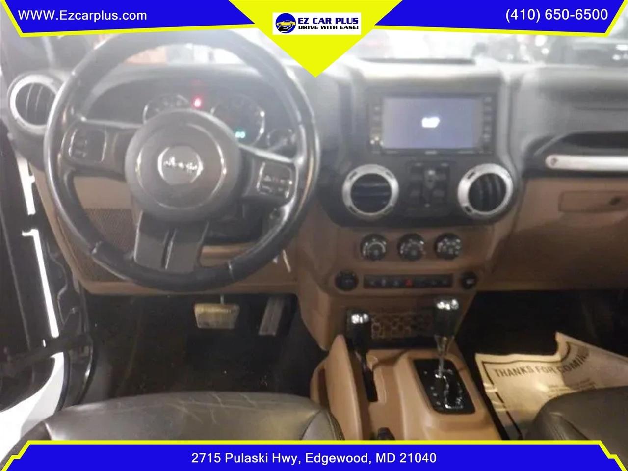 Jeep Wrangler Unlimited 4WD 4dr Sahara 2014