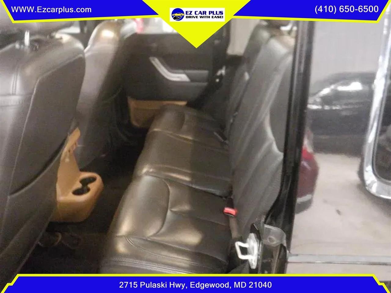 Jeep Wrangler Unlimited 4WD 4dr Sahara 2014