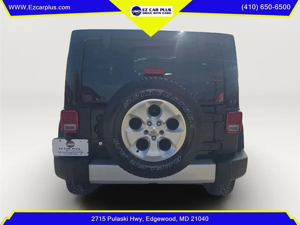 Jeep Wrangler Unlimited 4WD 4dr Sahara 2014