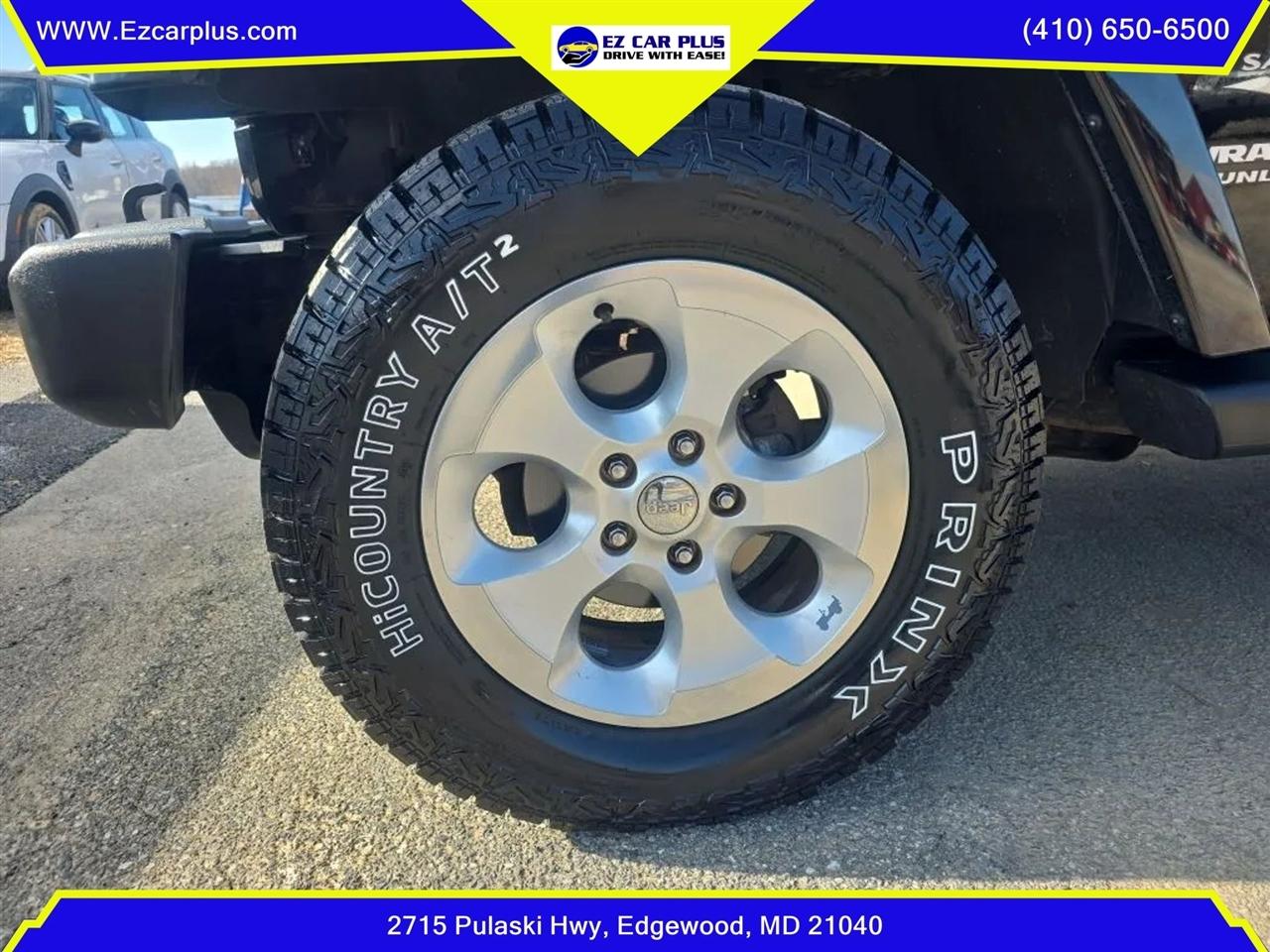 Jeep Wrangler Unlimited 4WD 4dr Sahara 2014