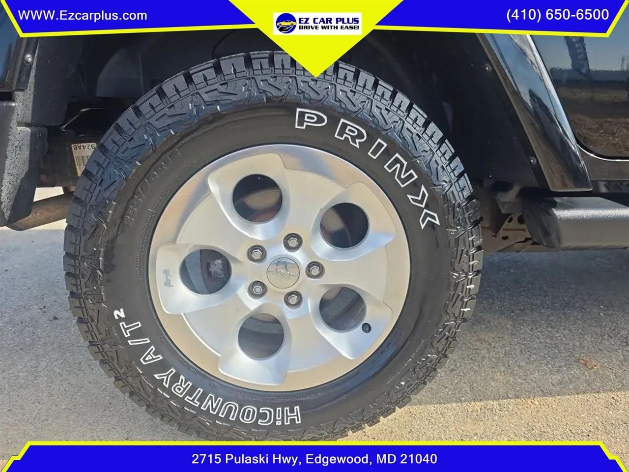 Jeep Wrangler Unlimited 4WD 4dr Sahara 2014