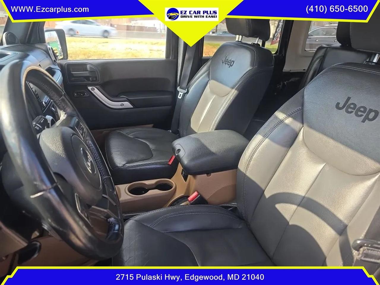 Jeep Wrangler Unlimited 4WD 4dr Sahara 2014