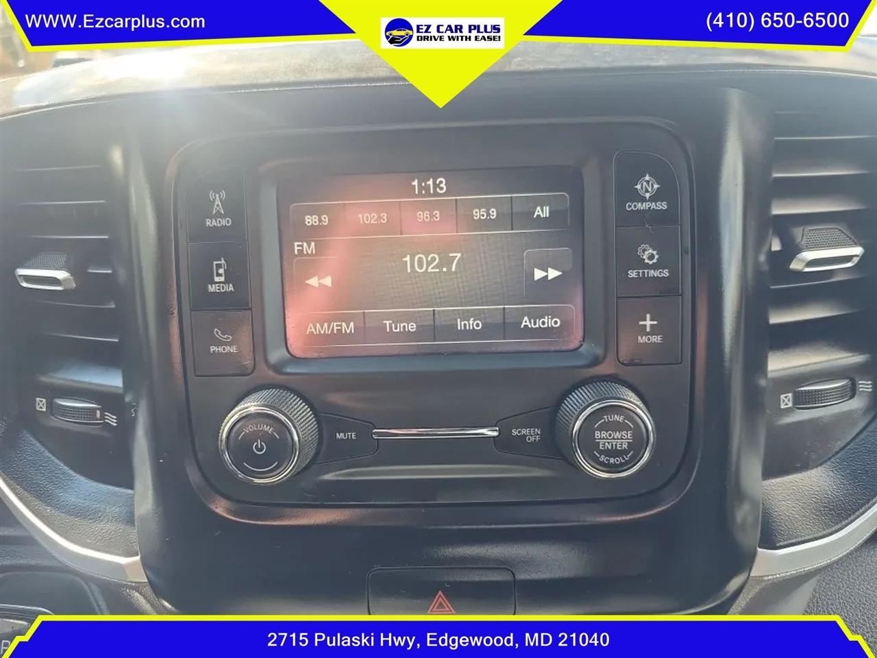 RAM 1500 Big Horn 4x2 Crew Cab 5'7" Box 2021