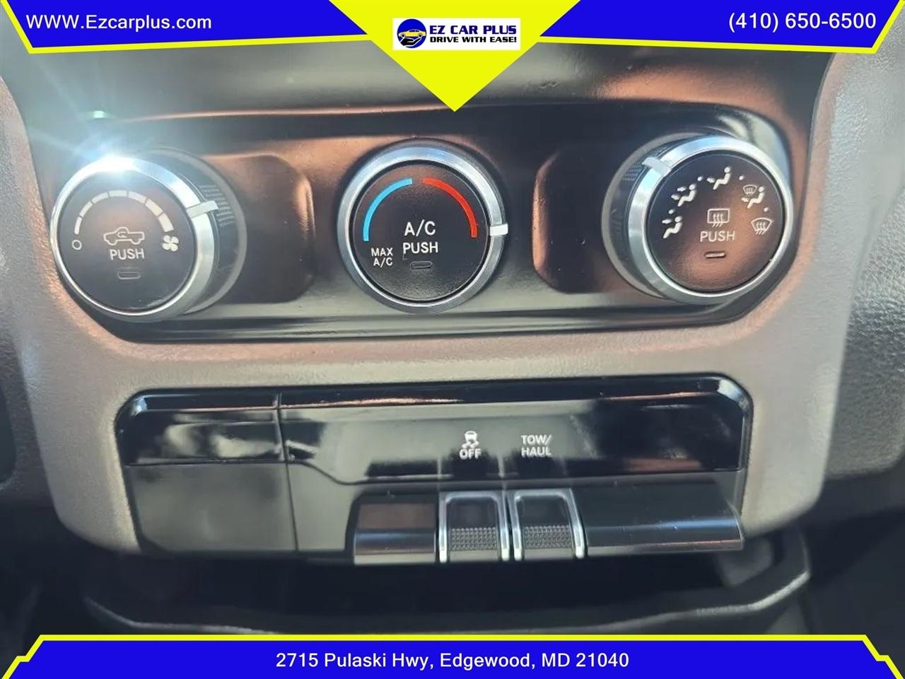 RAM 1500 Big Horn 4x2 Crew Cab 5'7" Box 2021