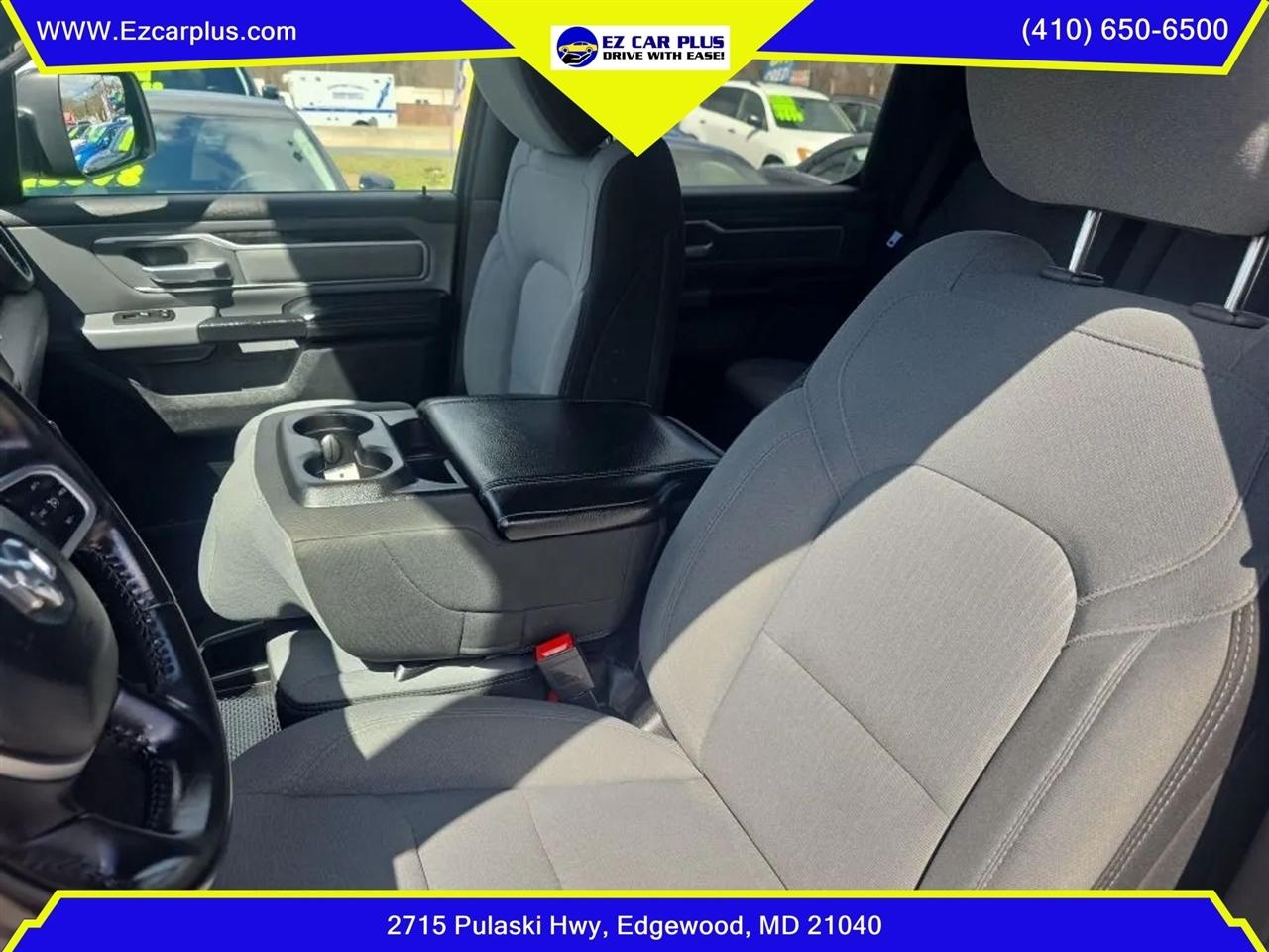 RAM 1500 Big Horn 4x2 Crew Cab 5'7" Box 2021