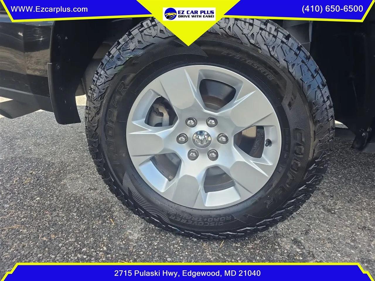 RAM 1500 Big Horn 4x2 Crew Cab 5'7" Box 2021