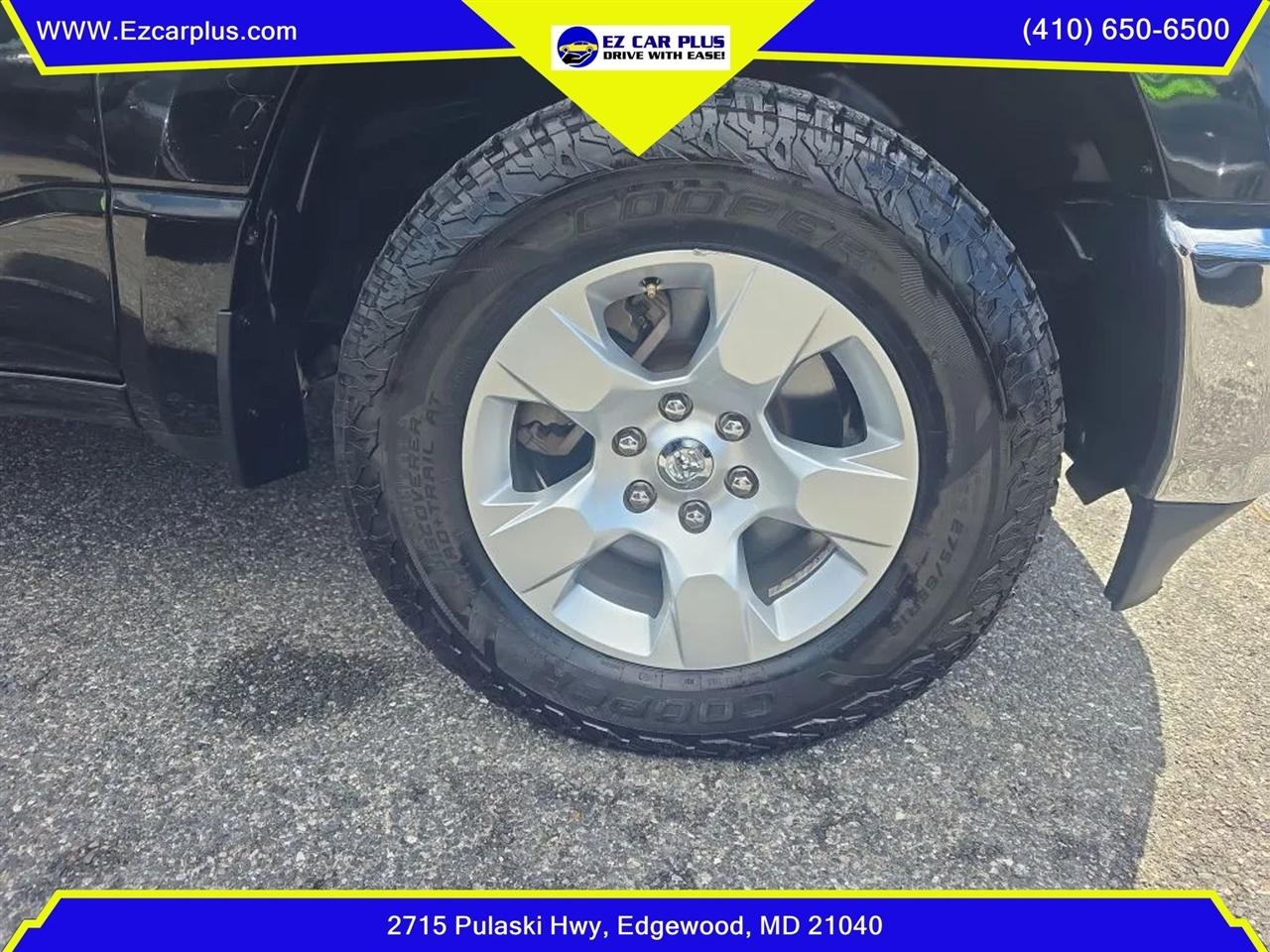 RAM 1500 Big Horn 4x2 Crew Cab 5'7" Box 2021