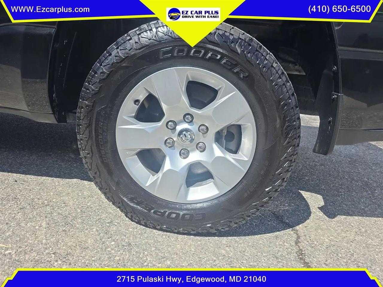 RAM 1500 Big Horn 4x2 Crew Cab 5'7" Box 2021