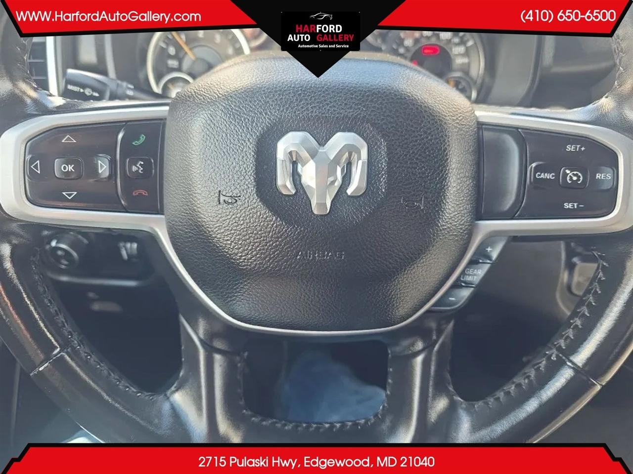 RAM 1500 Big Horn 4x2 Crew Cab 5'7" Box 2021