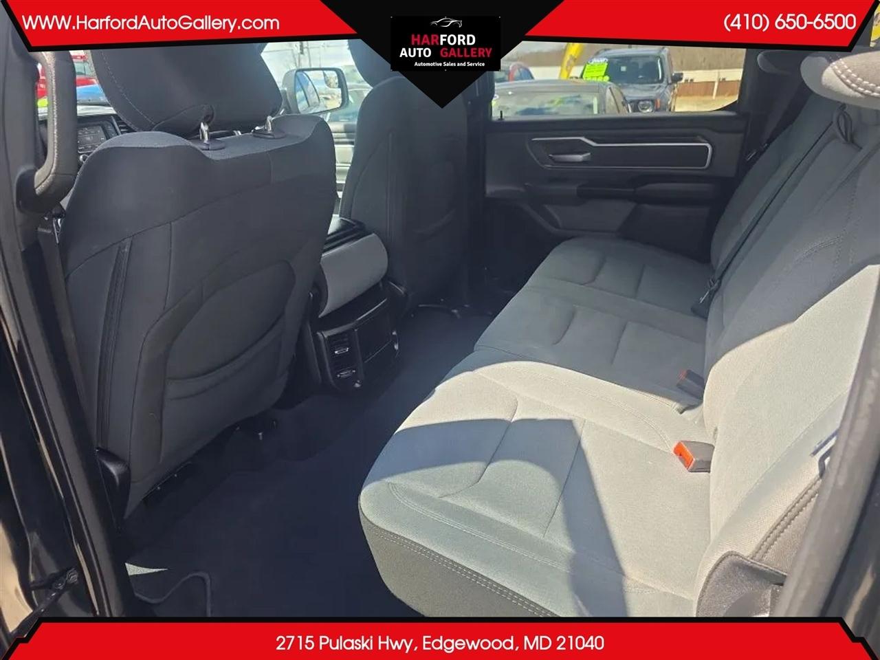 RAM 1500 Big Horn 4x2 Crew Cab 5'7" Box 2021