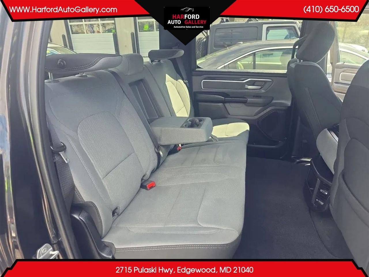 RAM 1500 Big Horn 4x2 Crew Cab 5'7" Box 2021