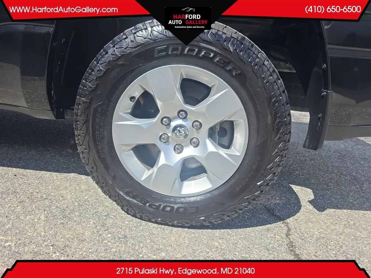 RAM 1500 Big Horn 4x2 Crew Cab 5'7" Box 2021