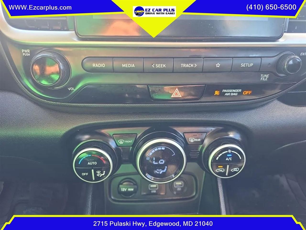 Hyundai Venue SEL IVT 2021