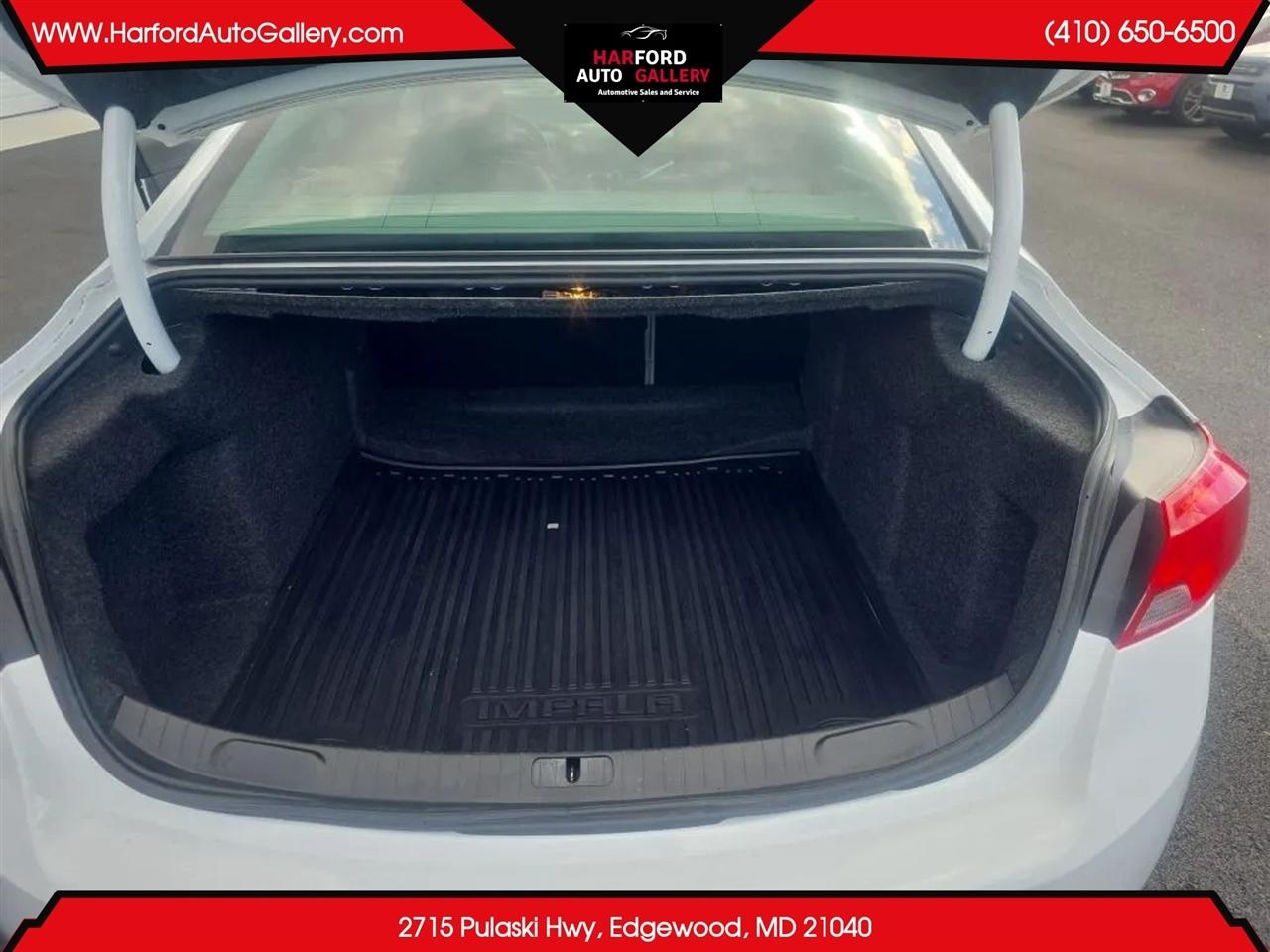 Chevrolet Impala 4dr Sdn LT w/1LT 2018