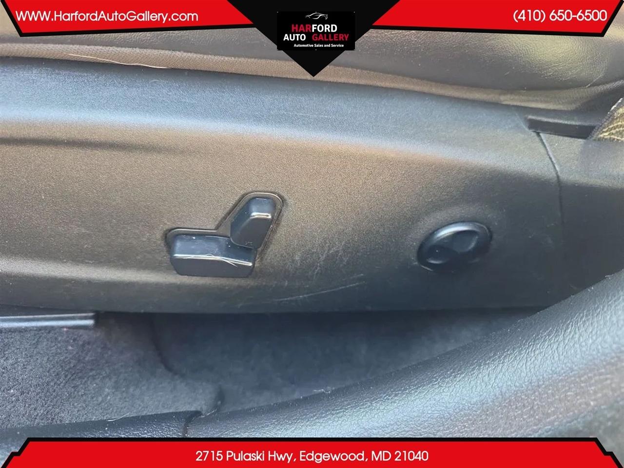 Dodge Charger 4dr Sdn SXT 100th Anniversary RWD *Ltd Avail* 2014