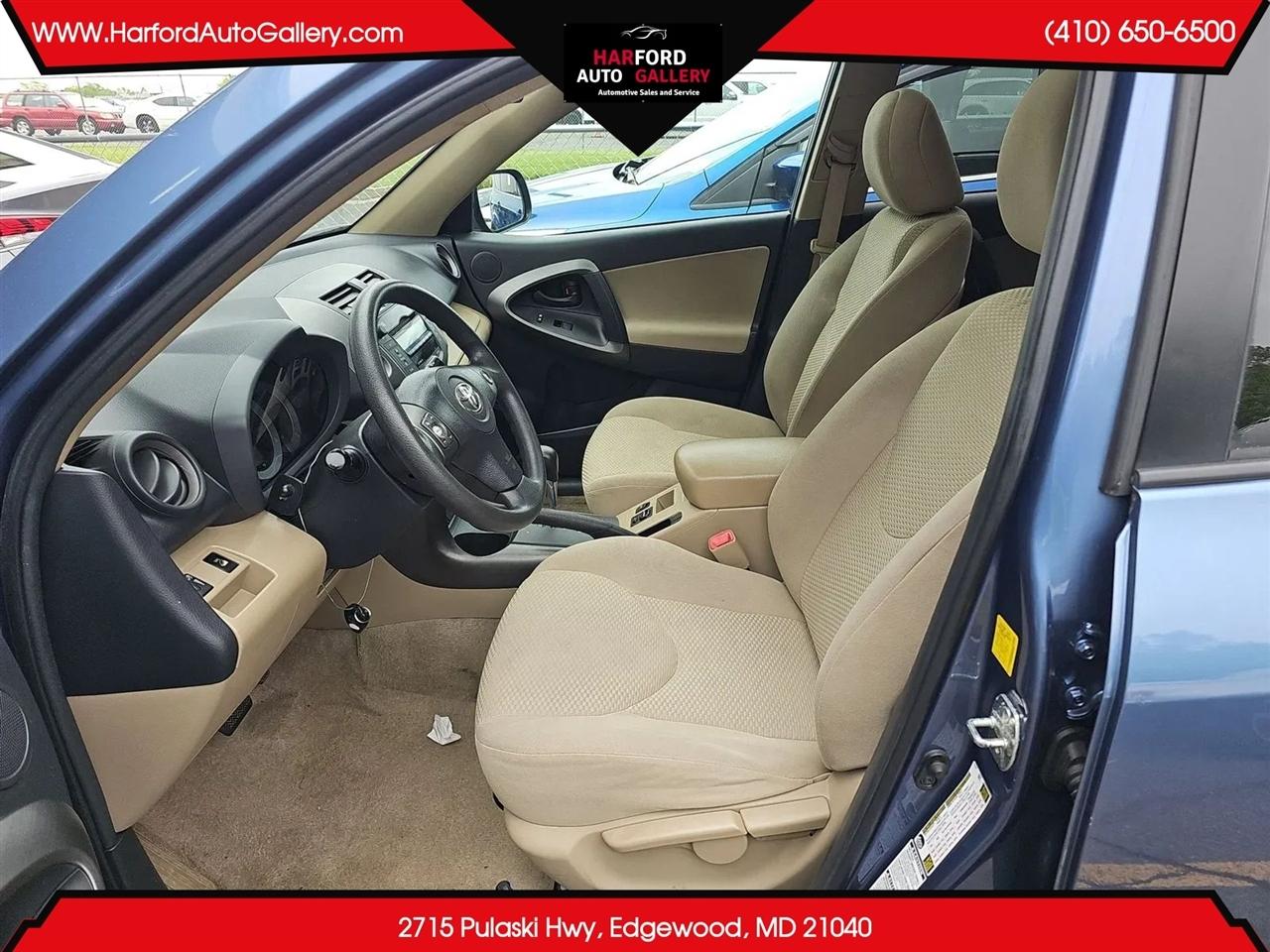 Toyota RAV4 4WD 4dr V6 5-Spd AT (Natl) 2011
