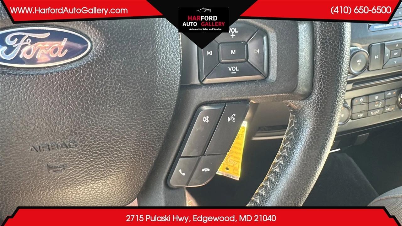 Ford F-150 4WD SuperCab 163" Lariat w/HD Payload Pkg 2015