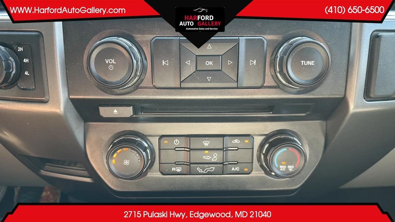Ford F-150 4WD SuperCab 163" Lariat w/HD Payload Pkg 2015