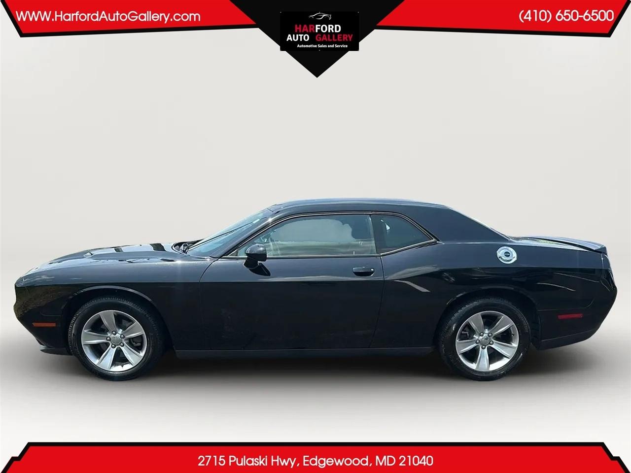 Dodge Challenger SXT RWD 2018