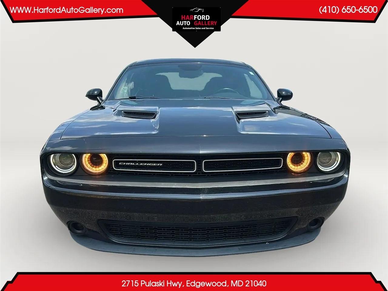 Dodge Challenger SXT RWD 2018
