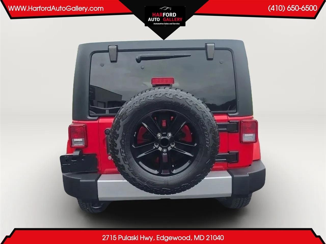 Jeep Wrangler Unlimited 4WD 4dr Sahara 2014