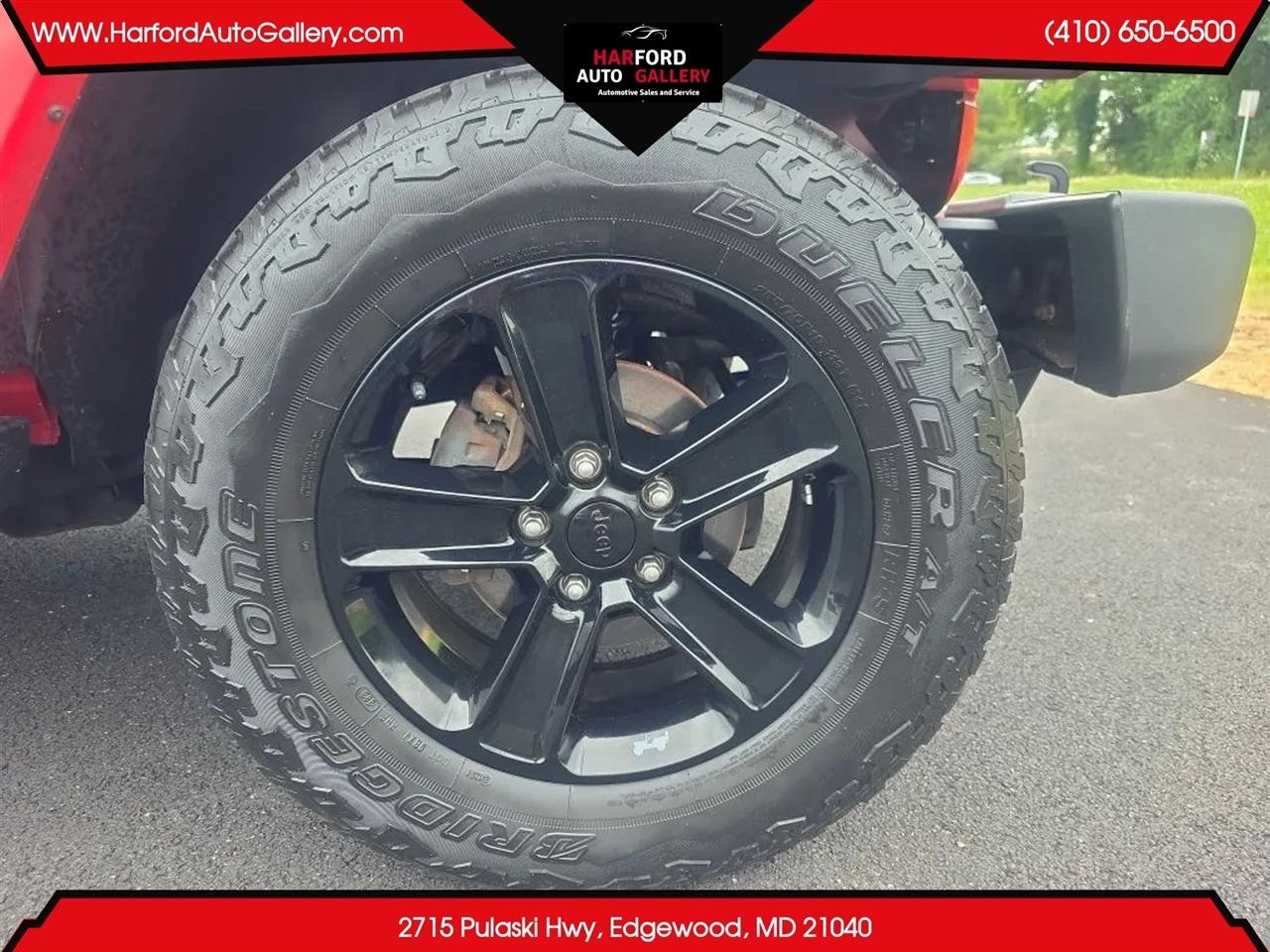 Jeep Wrangler Unlimited 4WD 4dr Sahara 2014