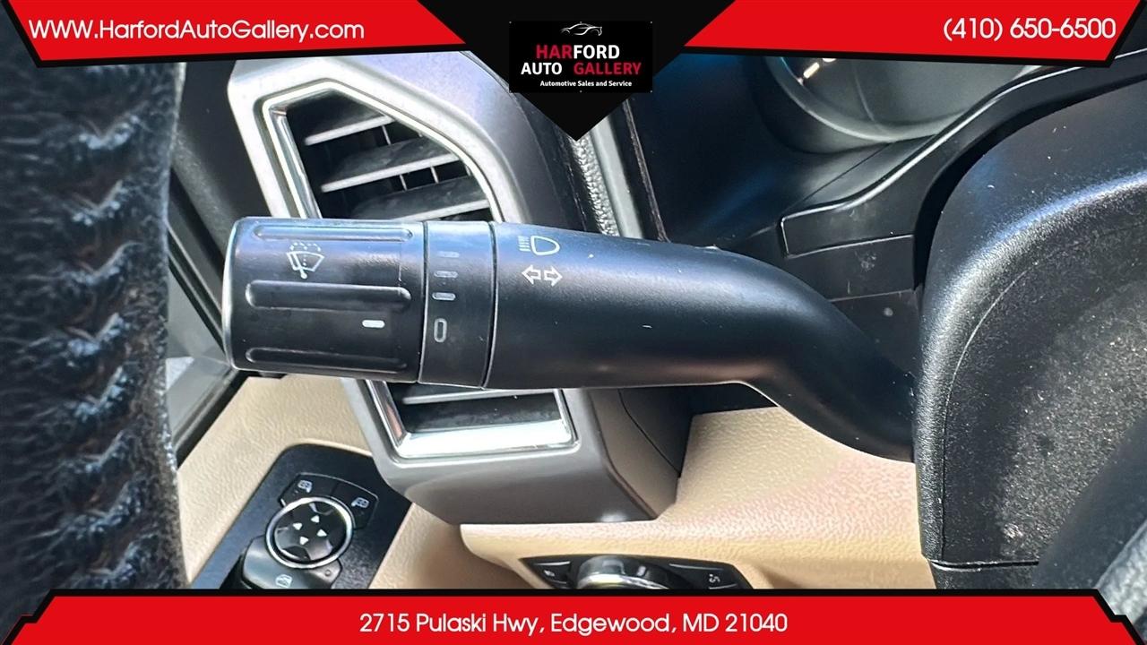 Ford F-150 4WD SuperCab 145" Lariat 2015