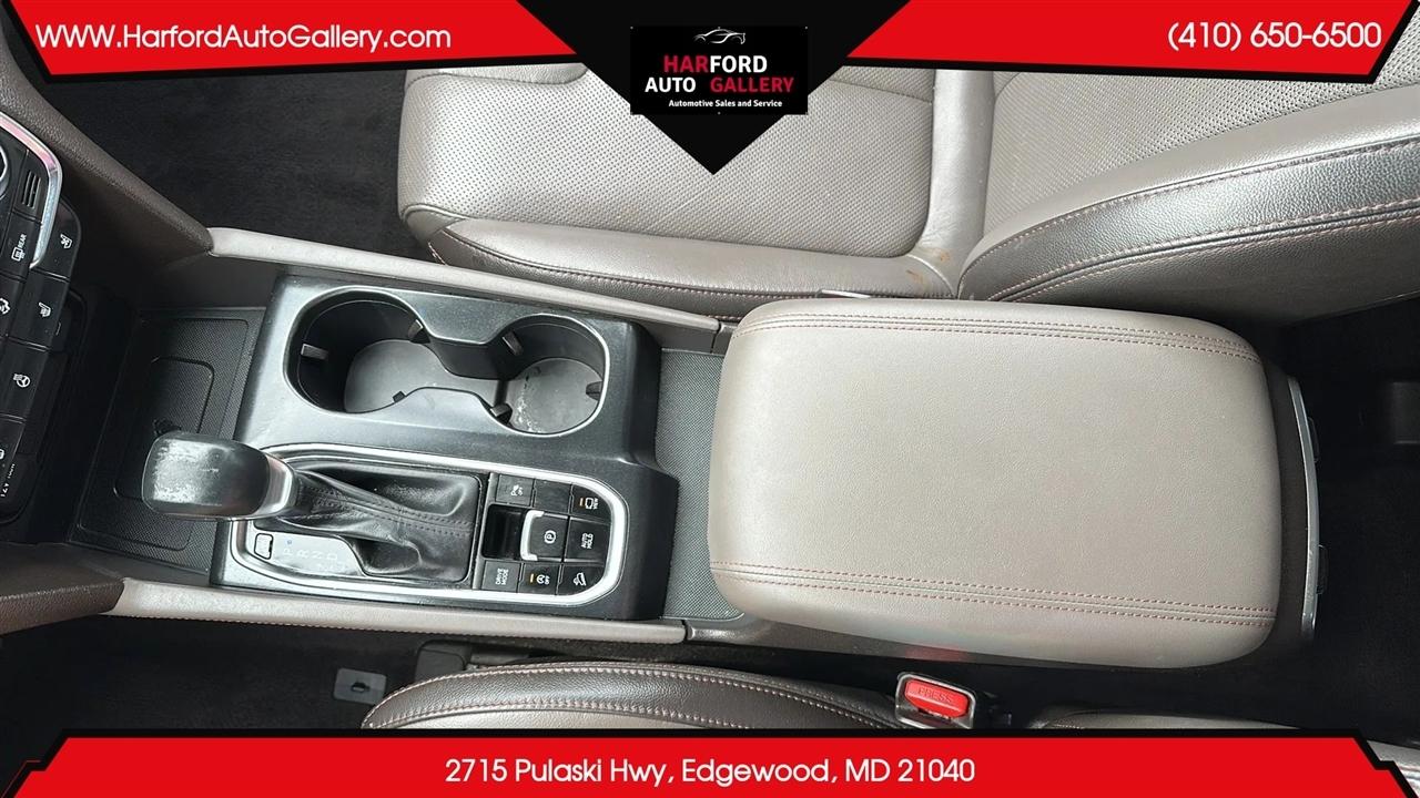 Hyundai Santa Fe Limited 2.4L Auto AWD 2020