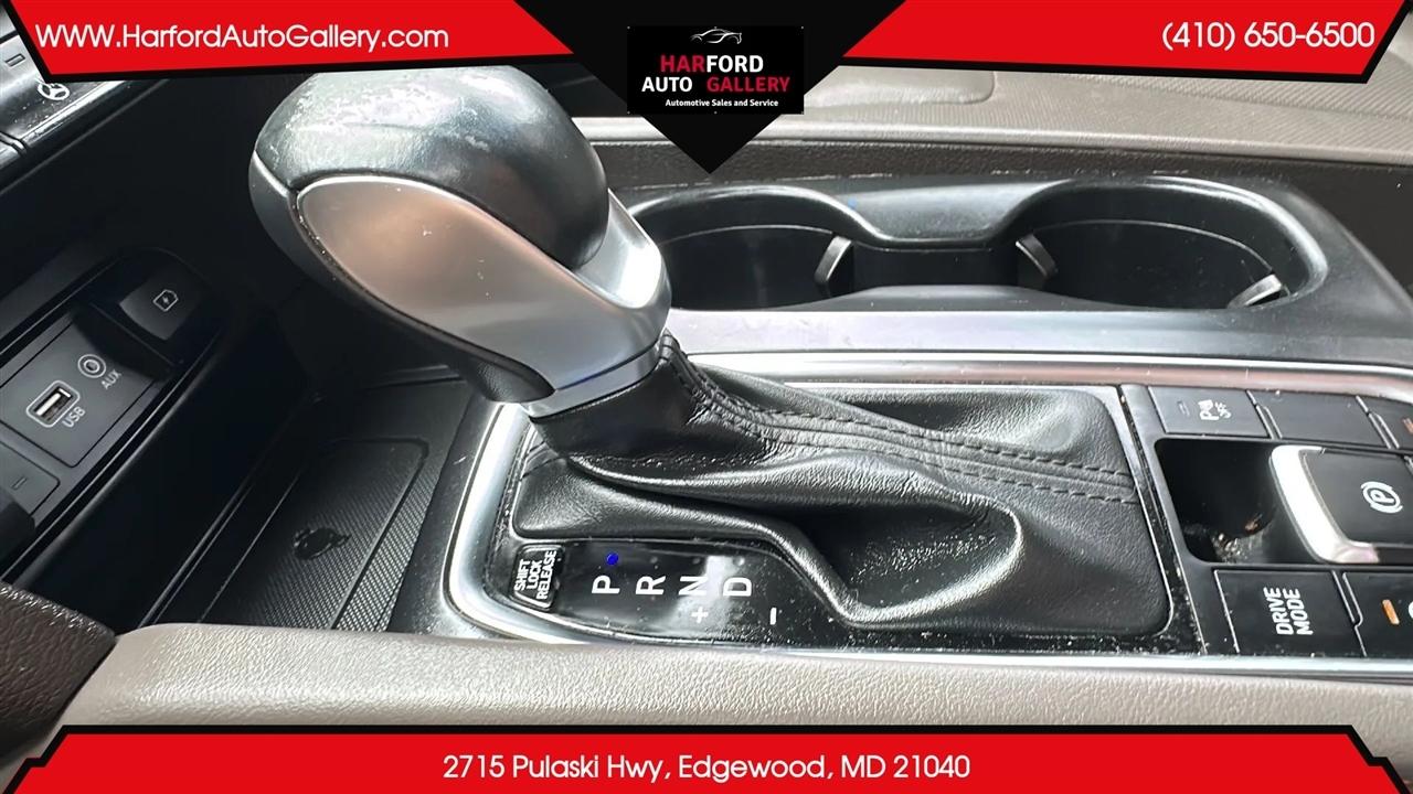 Hyundai Santa Fe Limited 2.4L Auto AWD 2020