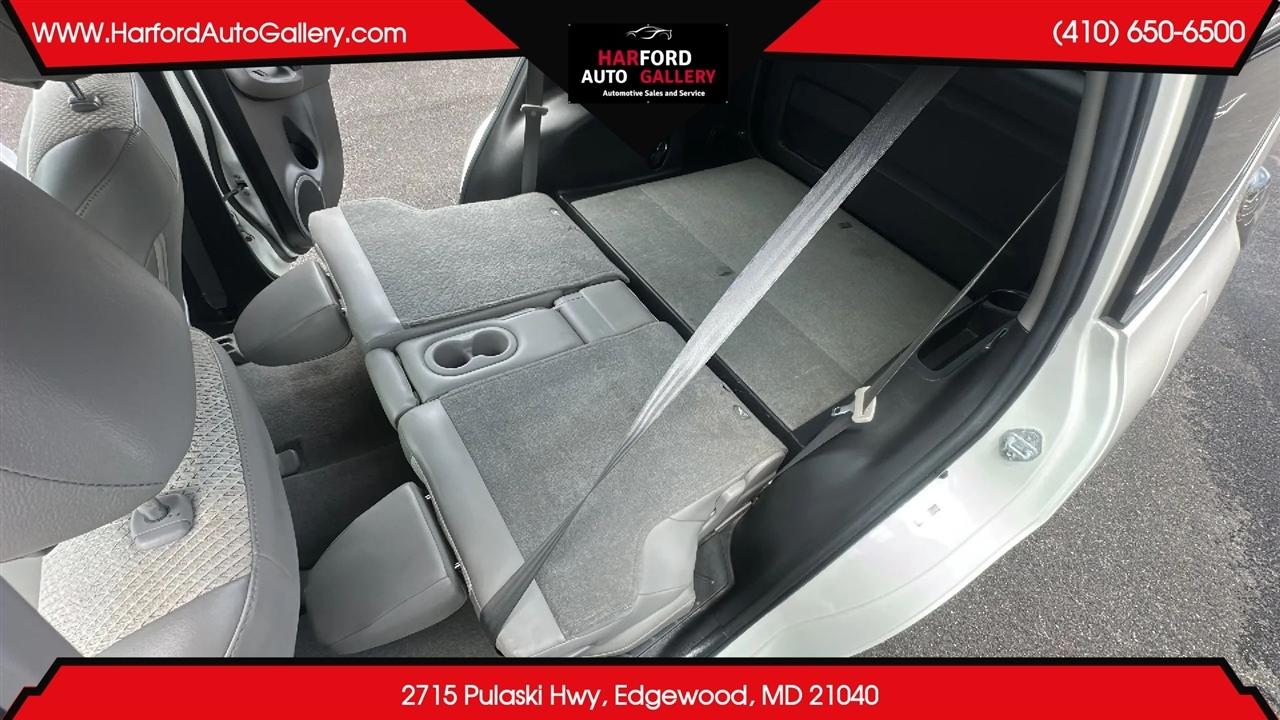 Toyota RAV4 EV FWD 4dr (Natl) 2014