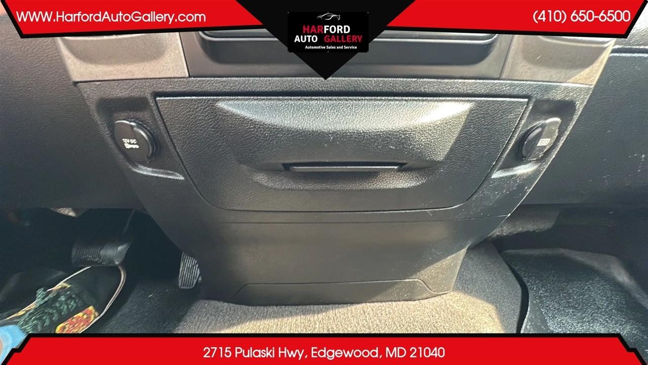 RAM 1500 Express 4x4 Quad Cab 6'4" Box 2018