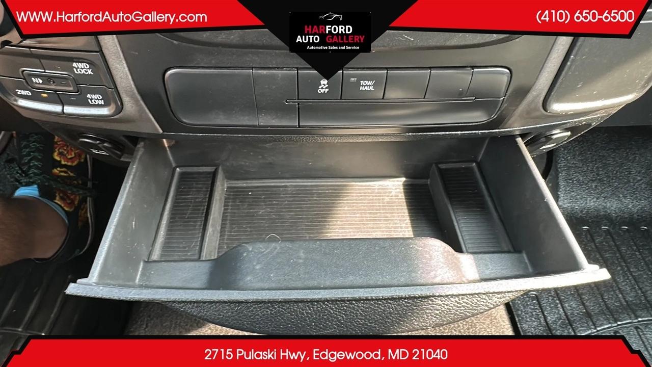 RAM 1500 Express 4x4 Quad Cab 6'4" Box 2018