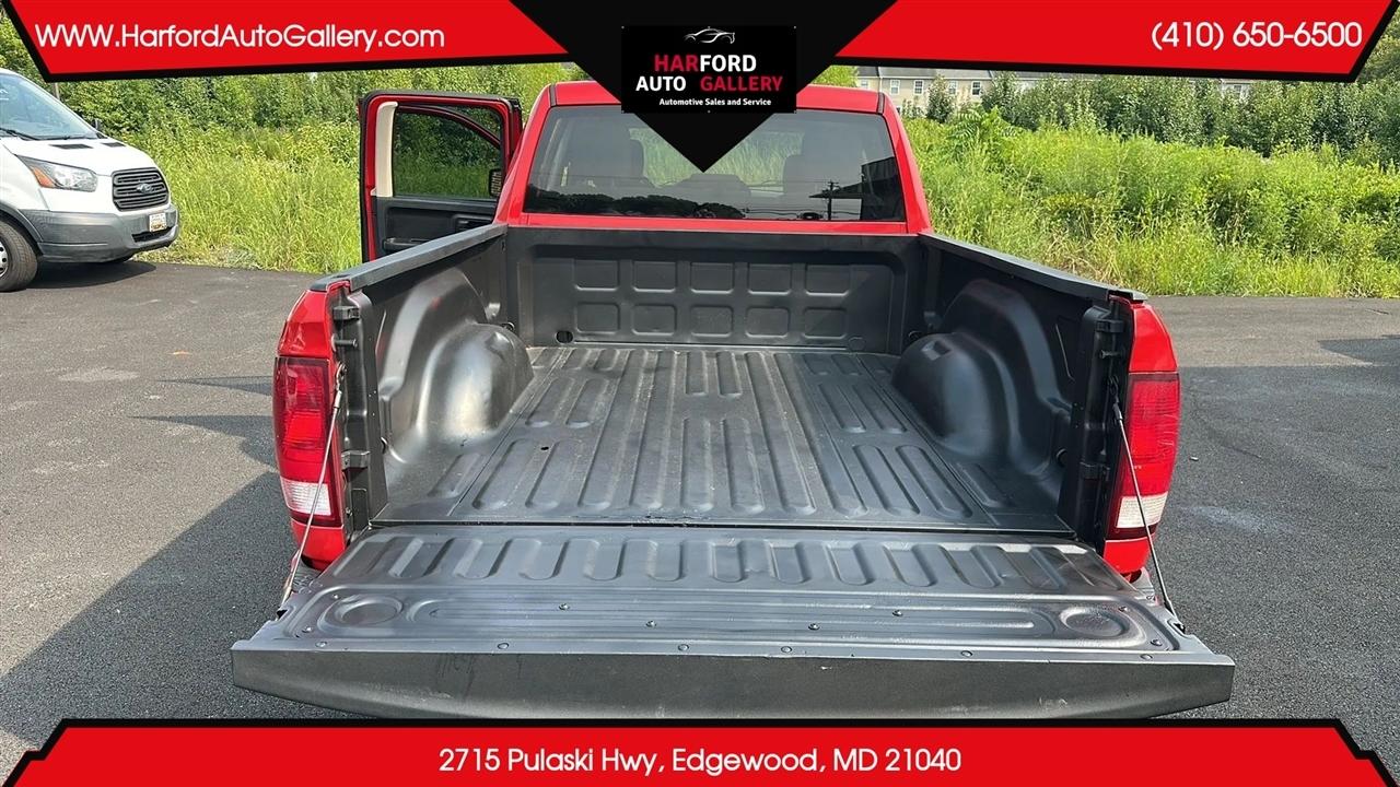RAM 1500 Express 4x4 Quad Cab 6'4" Box 2018