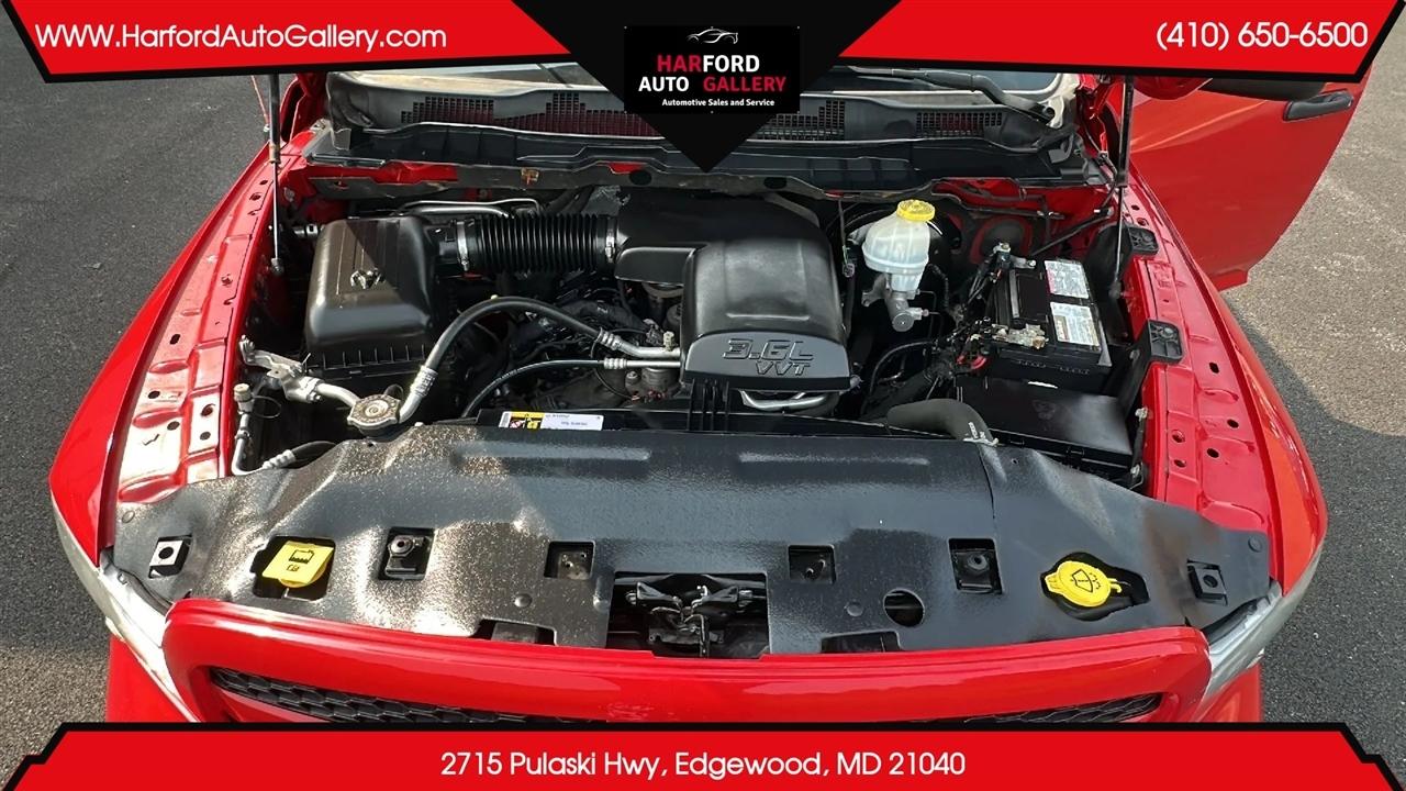 RAM 1500 Express 4x4 Quad Cab 6'4" Box 2018