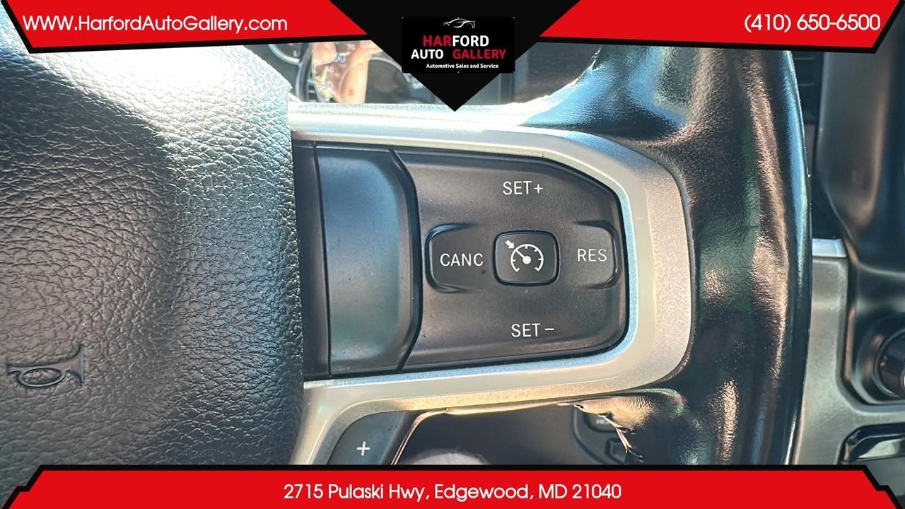 RAM 1500 Big Horn 4x4 Crew Cab 5'7" Box 2021